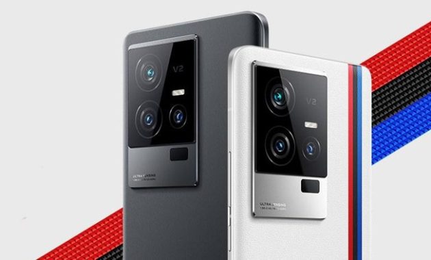 iQOO 11 5G Smartphone