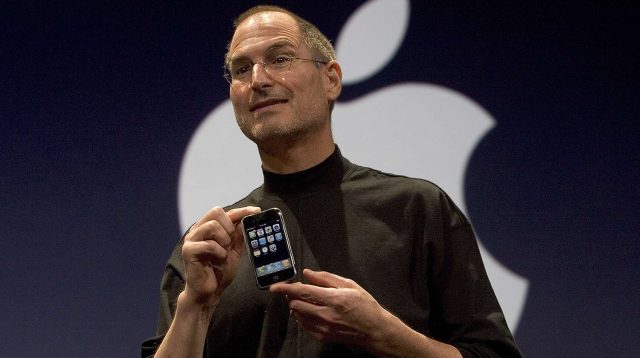 Perang Apple-Google Steve Jobs Penemu Apple