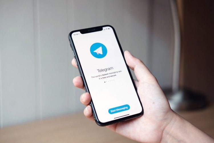 Cara membuat Foto Profil Telegram Bergerak dengan Emoji
