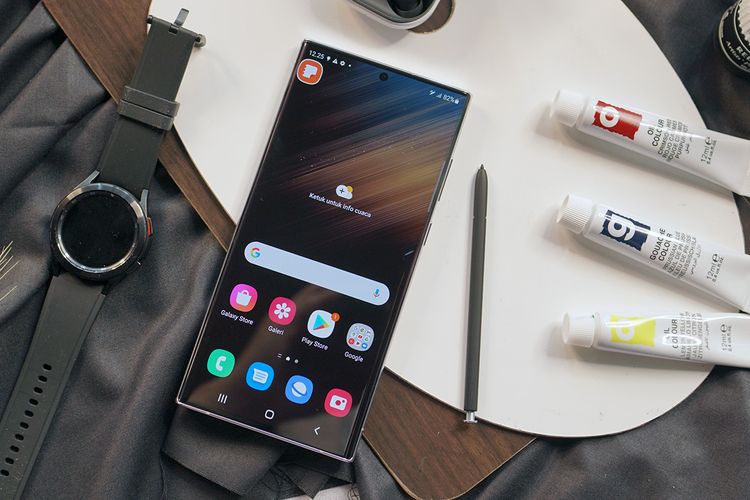 Layar Galaxy S23 Ultra