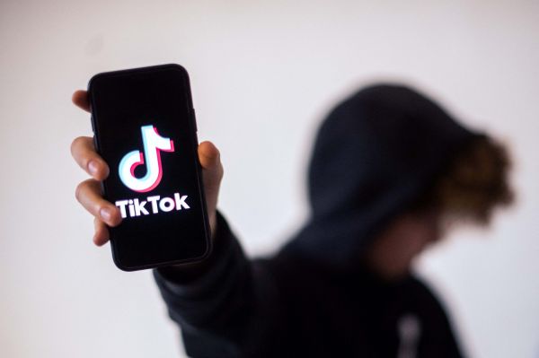 Vidio di TikTok Kini di Kabarkan Akan Berbayar