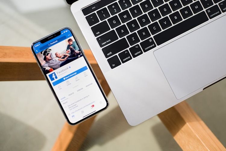 Cara Keluar Grup Facebook via HP dan pc