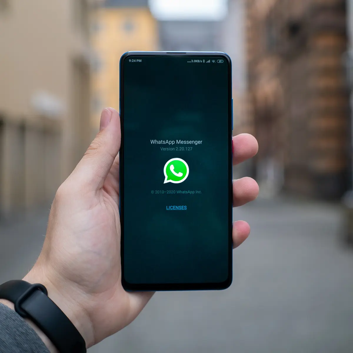 Fitur-Baru-WhatsApp-Lebih-Mudah-dan-Aman-untuk-Pengguna.