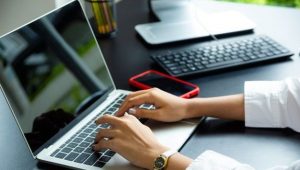 Rekomendasi Website untuk Belajar Mengetik 10 Jari