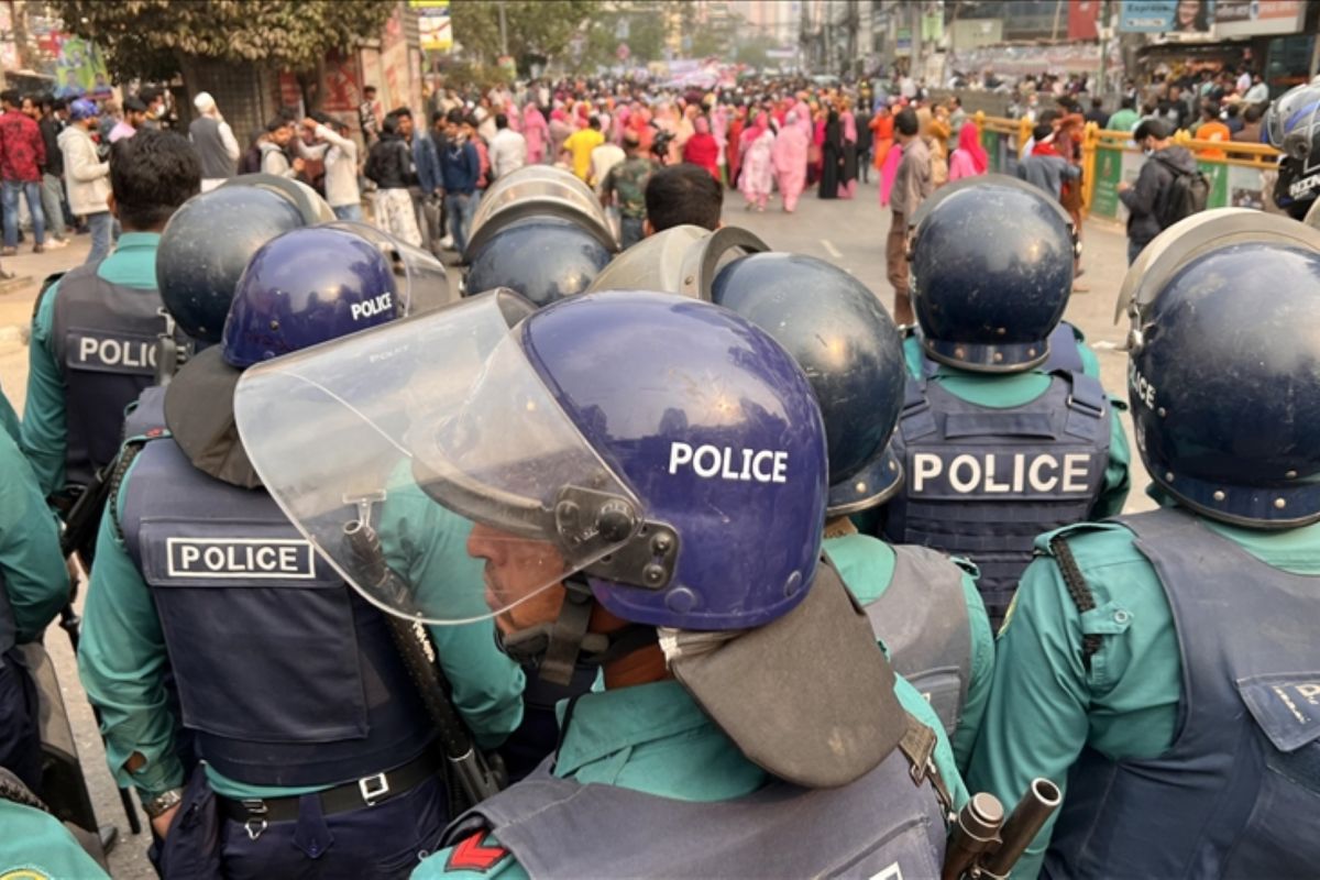 Layanan internet Bangladesh diputus jelang rencana "long march"