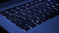 Cara Menyalakan Lampu Keyboard Laptop untuk Semua Merek