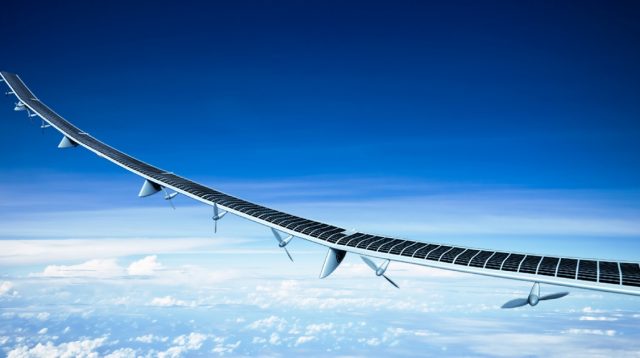 Menghubungkan Dunia dari Stratosfer: Mengenal Teknologi HAPS
