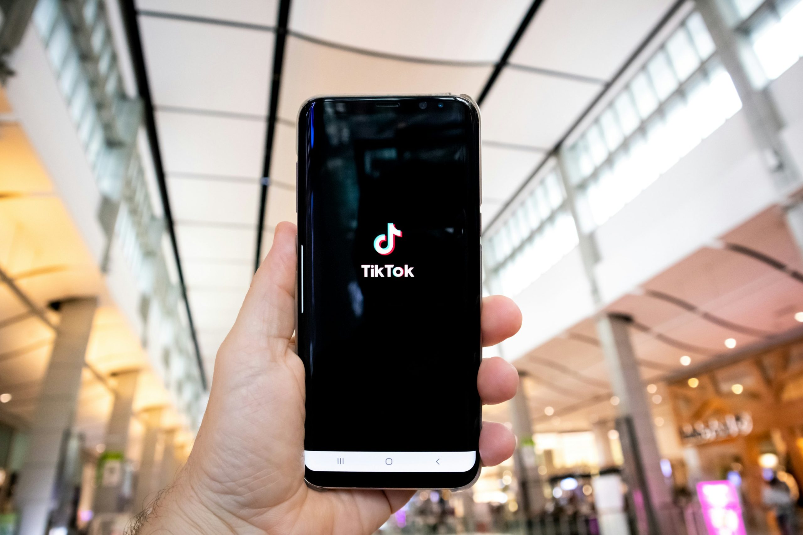 Kenapa Komentar Menjadi Biru di TikTok? Begini Cara Kerjanya