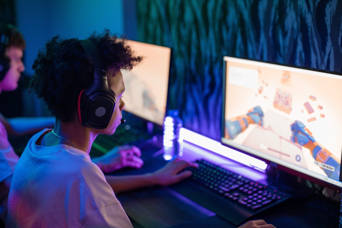 Cara menghasilkan uang dari game