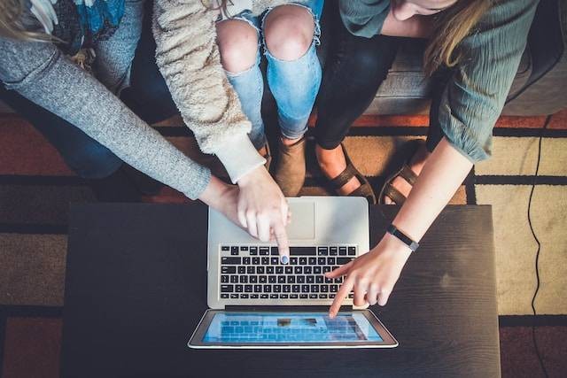 gen z wajib tahu cara ampuh amankan privasi online